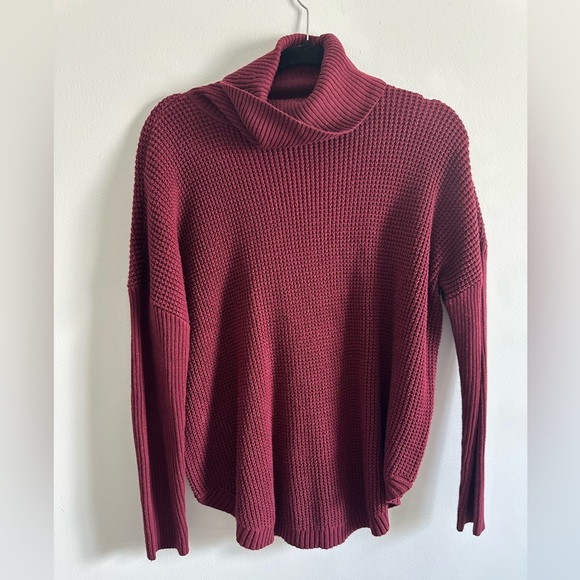 Michael Kors Sweaters - Michael Kors Wine Red Burgundy Turtle Neck Sweater size M